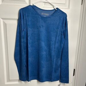 COPY - Movement Royal Blue Long Sleeve underscrub Shirt small